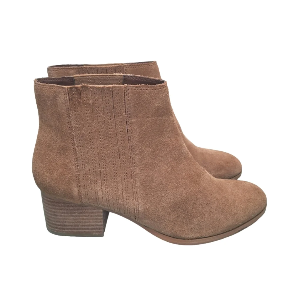 Aldo asterania tan